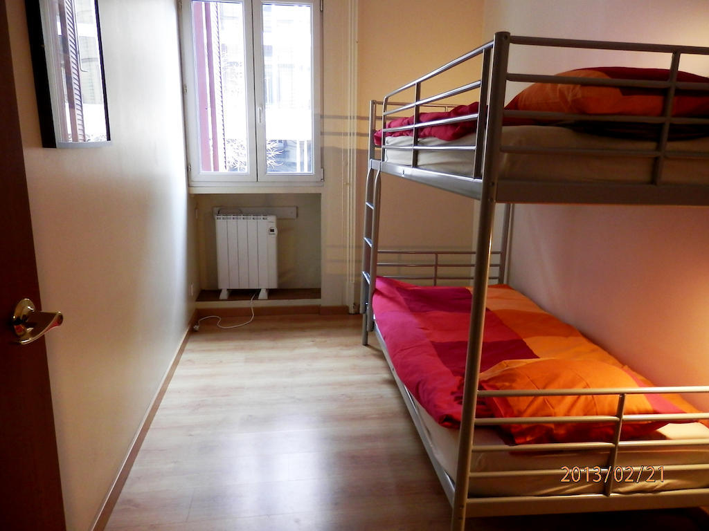 Barcelona Central Garden Hostal Ruang foto