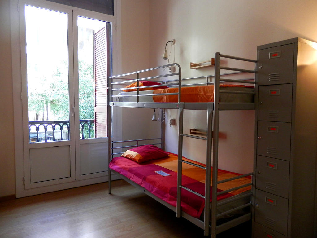 Barcelona Central Garden Hostal Ruang foto