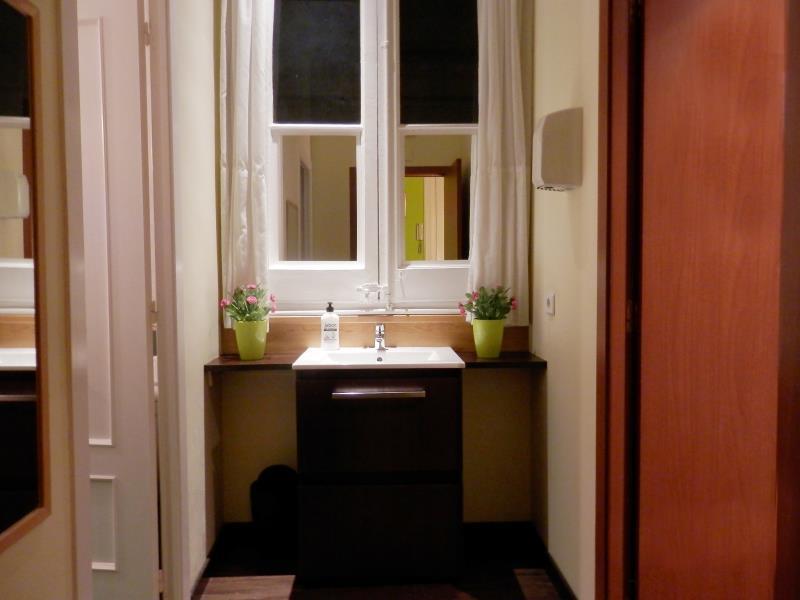 Barcelona Central Garden Hostal Bagian luar foto